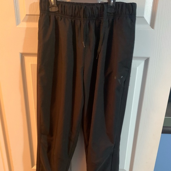 Mens Puma track pants - Picture 2 of 3